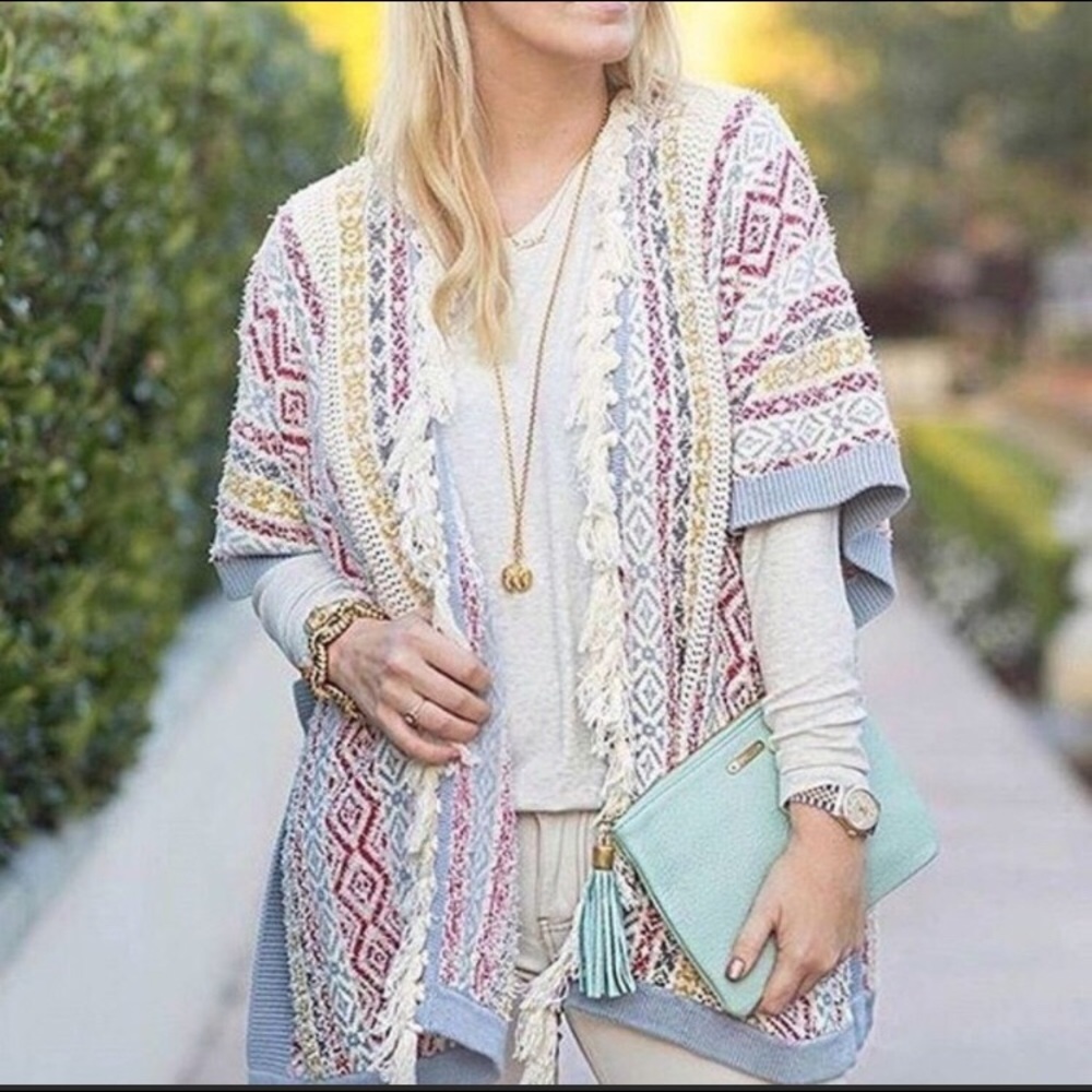 Cabi Siesta Boho Open Front Fringe Tassel Poncho … - image 2